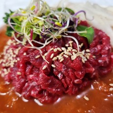 한우 뭉티기 + 한우 육회, 한우 뭉티기 250g + 한우 육회 300g, 1개, 550g
