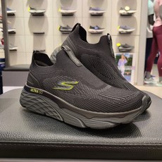 f1832911cabbabd528e4ead1fe62e4809f01ea29a5f59050d7e0e9be5685.jpg
