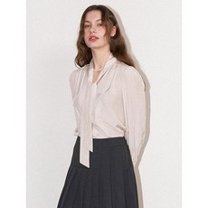 올리브데올리브 [On-line exclusive] 콩단추 타이 블라우스 OH4XB147 115202