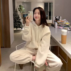 스포츠 정장 여성 가을과 겨울 패션 플러스 벨벳