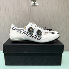 1edab00398986fb2492f144d273104d092be65105830cc89a882332185bd.jpg