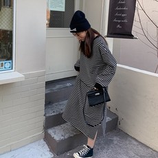 소비르 스트라이프 오버핏 기모 롱원피스