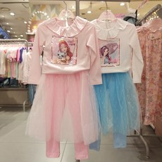 b518a1d47401e13e97fa88dde762989e6669798d68350aa95e09051a13c3.jpg