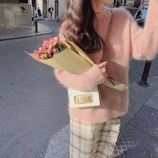 제이엠제이(jeimjei) 핑크앙고라니트 겨울 가을 밍크 털 스웨터 여성 핏아우터 풀오버 후드 와이드 루즈핏 모헤어니트