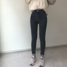 fb22778c841529a910708ba6efffff64b1c36091f085b252aeca503f5f60.jpg