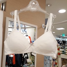 f213bf99194bd25e7d6141a500f227baba317247e37bfe2b693fc1362606.jpg