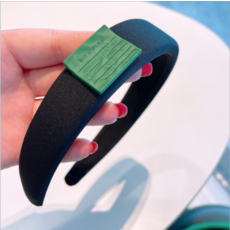 미우미우머리띠