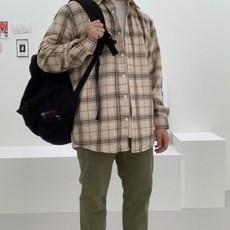 4698b739b174cbae5ee00431a5b83c59d5c2aacb7a3ad8fee159ee372c18.jpg