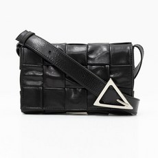 보테가베네타 명품 22FW 인트레치아토 블랙 스몰 카세트 백 717587VCQ718803