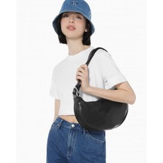 [국내매장정품] 캘빈클라인 진 여성 가방 여 블랙 크레센트 크로스백 DH3302 001 (데일리 패션 백)