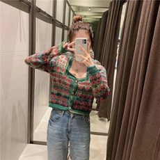7edf3b368d0d52b23e4216146ff57c4fc7ec8b1ebf98c294c5df47552306.jpg