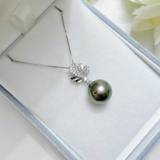 실버나비목걸이