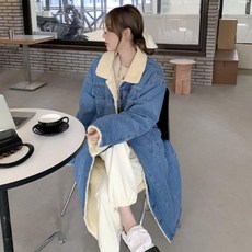 부드러운 양털 안감의 롱 데님 점퍼 양털포인트 재킷