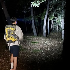 RUNZINO 등산헤드랜턴 LED 충전식 모션감지 + C타입 충전 케이블 증정, 1