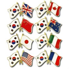 아트박스/로고마크 국기교차뺏지(캐나다&#44;호주&#44;이탈리아&#44;프랑스&#44;영국&#44;중국&#44;일본&#44;미국)