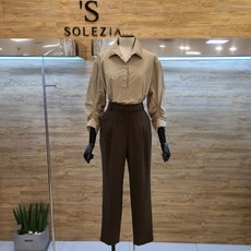 S쏠레지아 소매 셔링 블라우스 SOK3YBL010