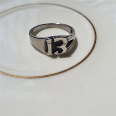 써지컬스틸알파벳