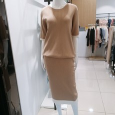 74a6895c8d6dd78eb11267e75a21599e043c52655b29e84e6d5ad1e55e2c.jpg