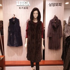 fcd3f4cb96eef675939f2011a9596c40ec5bb206bc5914a8a90acb95667a.jpg