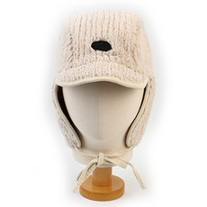 [유니버셜케미스트리] Stripe Fleece Beige Earflap Cap 귀달이모자 - 유니버셜케미스트리귀달이모자