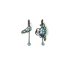 안나수이나비귀걸이