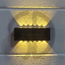 솔까든 태양광 LED 벽부착 볼록빔벽등 야외 방수형 지능형 태양열 광선감지 솔라 벽등, 10LED 노란빛 2개