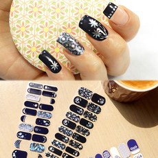 7살네일붙이는거