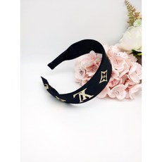 10ceb86bd7a02283d1a4dde52e3d361ca6660eaa9802e722dae81fa2cf7f.jpg