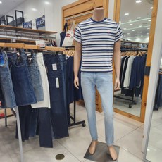 리바이스 리바이스 남성 502 테이퍼드 핏 쿨진 29507-1451