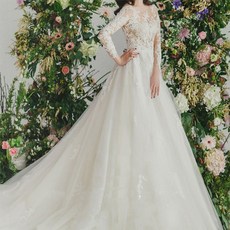 VERAWANG 긴 소매 슬림핏 레이스 신부 결혼 꼬리끌림 몽환 공주