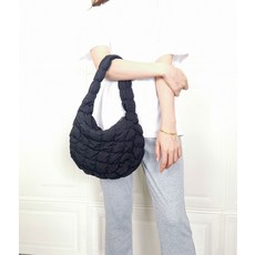 코스퀼티드미니백