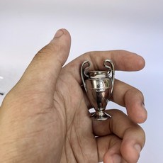 주변 축구 아이템 키 트로피 버클 트로피 유럽 선물 골든 컵 메탈 컵 매달려 크라운 농구, 그레이트 챔피언스 리그
