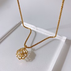 골든듀크리스티나펜던트