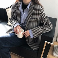bcebd54781b1195160ab781ad7a4f85116699ac72982a3e6db9e1deee67c.jpg