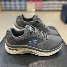 스케쳐스디럭스워킹화