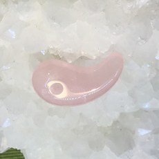 장미석