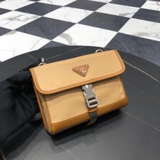 블랙문 PRA 2ZH108 사이파노 폰 파우치 브라운 (18cm)