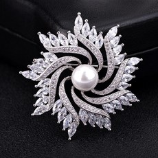 입생로랑브로치