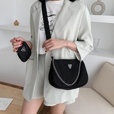 22ec2c814d87429ff1ad97dc82bb98c48e679df92c68580f630f9b294a47.jpg