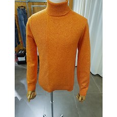 [지이크] 지이크 오렌지 컬러 헤비 터틀넥PYUCX8031