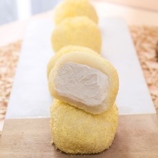 할망떡 카스텔라 생크림 찹쌀떡 모찌 (700g) / 사무실 간식 아침대용 떡 수능 떡, 14개, 50g