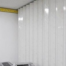 자바라폴딩도어