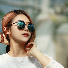 c76c6df0-d656-4ac4-8562-80bbe9f14a52.jpg