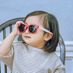 솜니움베베 아기 유아 UV 자외선차단 편광 선글라스 자동차 케이스 증정