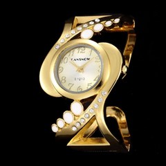 최고의 판매 패션 황금 여성 팔찌 시계 여자 매력 캐주얼 시계 독특한 선물