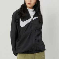 나이키 여성 우븐 바람막이 가벼운 자켓 빅로고 스우시 오버핏 경량 트레이닝 재킷 루즈핏 간절기 집업 검정