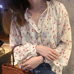 잔꽃무늬 대학생시폰블라우스 데이트 플라워긴팔셔츠