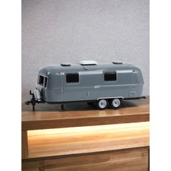 미국 그린라이트 더블 에어스트림 카라반 캠핑카 미니카 64스케일 다이캐스트 모형 자동차 장난감 미니어처 캠팽용품