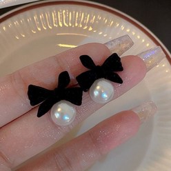 구미호 블랙 리본 진주 귀걸이[은침] / 귀걸이