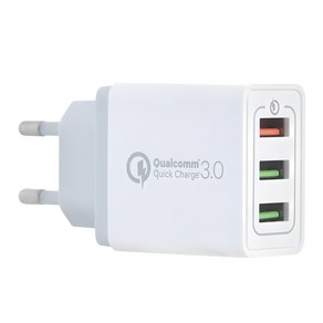 이지모션네트워크 3포트 USB 고속 충전기 HC-052 QC3.0